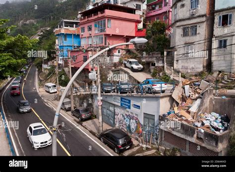 Upp Favela Hi Res Stock Photography And Images Alamy