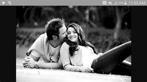 Pin By Melaina On Poses Romantic Couple Photography Couple