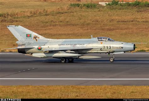 2713 Chengdu F 7bgi Bangladesh Air Force M Shahriar Sonet