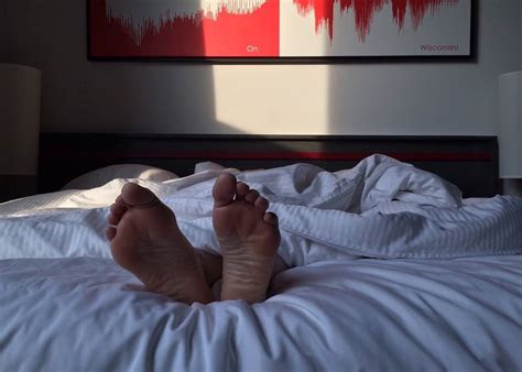 research explains why men snore more than women mammoth comfort
