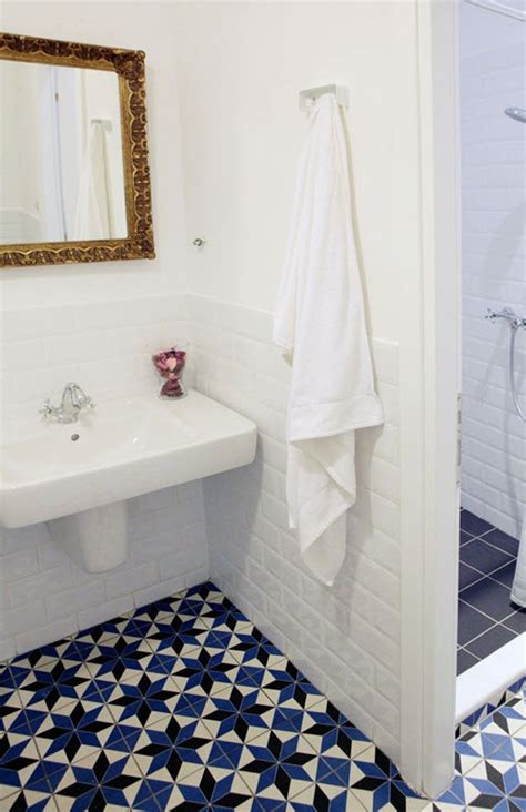 Instead of matching your accessories to the tile. 40 blue bathroom floor tile ideas and pictures