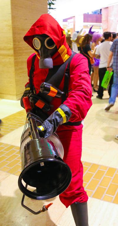 Team Fortress 2 Pyro Cosplay By Oscarg1 On Deviantart
