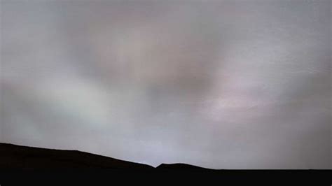 Марсоход Nasa Curiosity сделал фото солнечных лучей в небе Марса