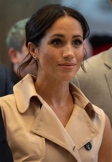 Does The Queen Have To Approve Meghan Markles Makeup Heres What Her Makeup Artist Daniel