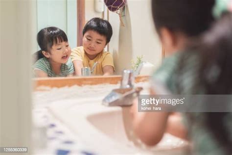 Young Japanese Girl Showering Photos And Premium High Res Pictures Getty Images