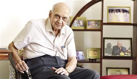 meet india s best known sex doctor the 93 year old mahinder watsa hindustan times