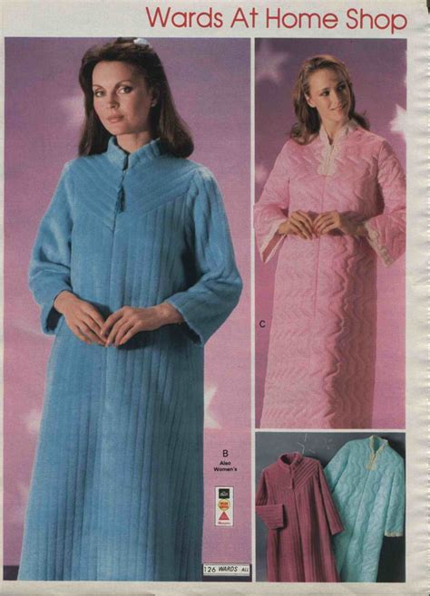 Quilted Robe Vintage Fashion 70s Fashion Night Dress