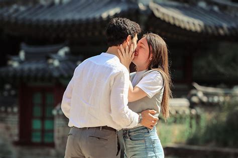 Secret Garden Surprise Proposal Photoshoot Changdeokgung Palace Seoul