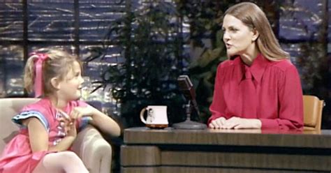 Drew Barrymore Entrevista Sua Vers O Crian A Para Divulgar Novo Talk Show