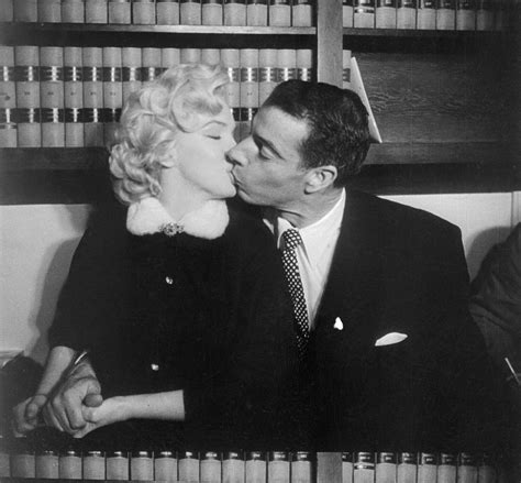 La Boda De Marilyn Monroe Y Joe Di Maggio Sexo Salvaje Violencia