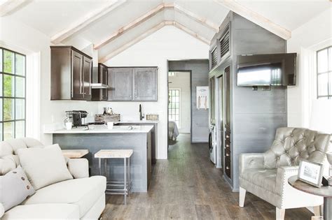 Clayton Introduces Tiny Home At Berkshire Hathaway