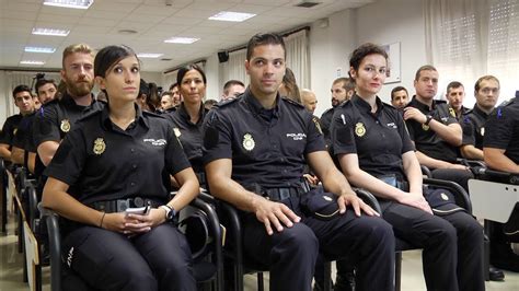 Melilla Recibe A 40 Nuevos Policías Nacionales Que Estarán De Prácticas