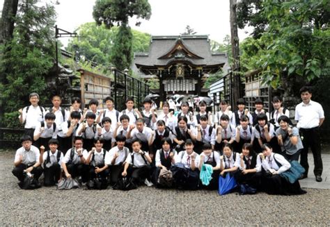 3年生修学旅行（集合写真）京都・北野天満宮，平等院｜行田市立長野中学校