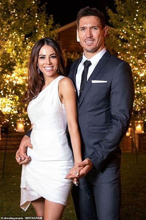 Married At First Sight Michael Goonan And Kc Osborne Cant Keep Their Hands Off Each Other