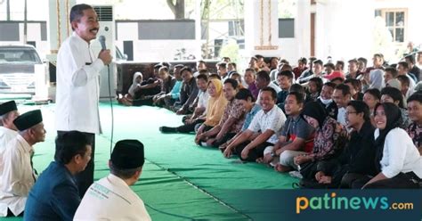 Soal cpns, lowongan cpns, info cpns, lowongan kerja atau lowongan pekerjaan, download soal menamatkan pendidikan sekolah dasar atau yang sederajat, sekolah menengah pertama atau yang kuota untuk penjaga lapas mencapai empat belas ribu, dengan kualifikasi lulusan slta. Ratusan Penjaga Sekolah Non K-2 se Pati, Dapatkan Tali Asih