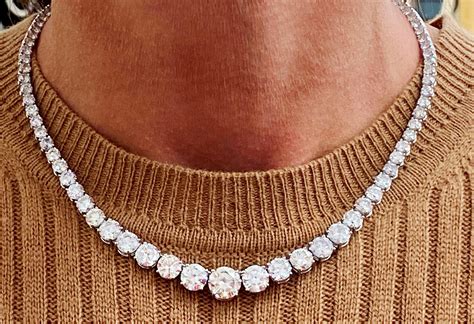 Platinum Mounting 10 Carat Diamond Necklace At 1stdibs