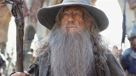 When Did Gandalf Arrive To Middle Earth And Does He Even Remember It