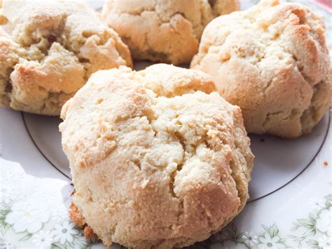Easy Almond Flour Biscuits Paleo Recipe Lectin Free Foodie