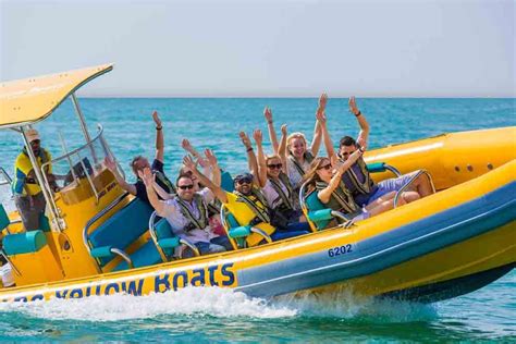 the yellow boat dubai tours speed boat ride in dubai jtr holidays