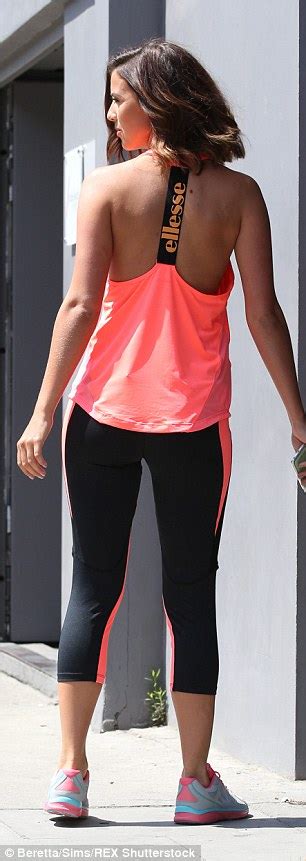 Towies Lucy Mecklenburgh Braless For Jd Sports Fashion Shoot In London Daily Mail Online
