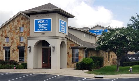 VCA Premier Animal Hospital and Pet Resort 3651 E Whitestone Blvd