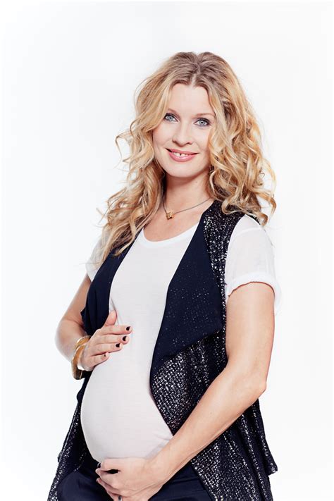 Jessica wahlgren makeup artist miss tunica. Gravidfoton tidningen Mama Pernilla Andersson - Jessica Lund