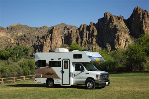 C21 Compact Motorhome Mieten Von Cruise America In Usa Bestcamper