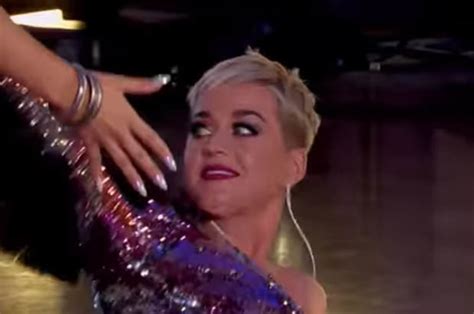 Katy Perry American Idol Judge Accidentally Exposes Herself After