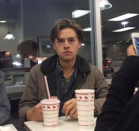 pin by nhatalia dolan on jughead cole sprouse riverdale cole sprouse dylan and cole