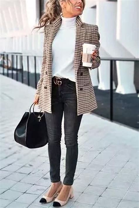 31 Winter Business Outfits To Be The Fashionable Woman In Your Office Winter Business Outfits