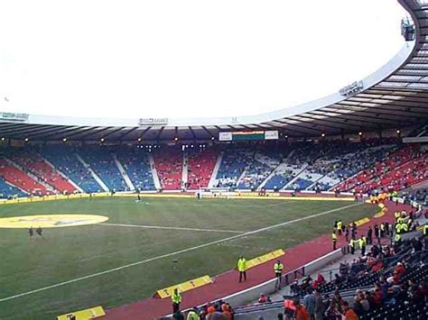 ﻿ hampden park (often called hampden) is a football stadium in the mount florida area in glasgow, scotland. Hampden Park Glasgow