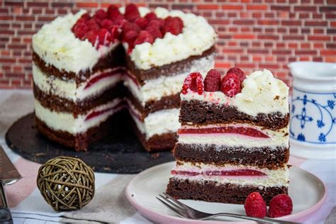 kiras_bakery: Red Velvet Cake/ Himbeer-Schoko-Torte