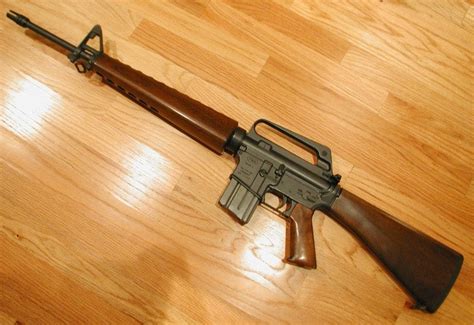Wood And Steel M16s Rguns