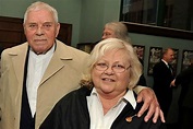 Tom T. Hall 2024: Wife, net worth, tattoos, smoking & body facts - Taddlr