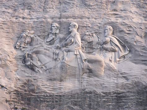 Stone Heroes North And South The Connection Between Mount Rushmore And