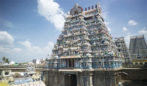 Top 10 Biggest Temples In The World