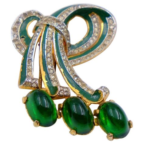 Vintage Green Glass Brooch With Rhinestones 1940 S For Sale At 1stdibs