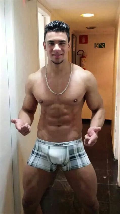 Hombres Guapos Con Bulto Grande Hot Sex Picture