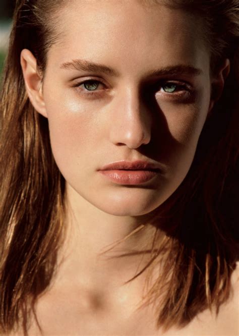 Sanne Vloet Heroes Model Management