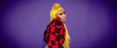 Twerk Dancing GIF By Nicki Minaj Find Share On GIPHY