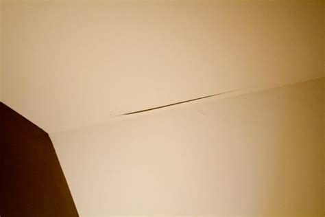 Fix hairline cracks in drywall ceiling: How To Repair Drywall Seams In Ceiling | TcWorks.Org