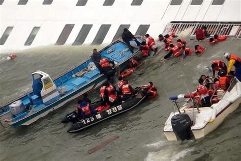 South Korean Ferry Survivors Recall Horror Wsj