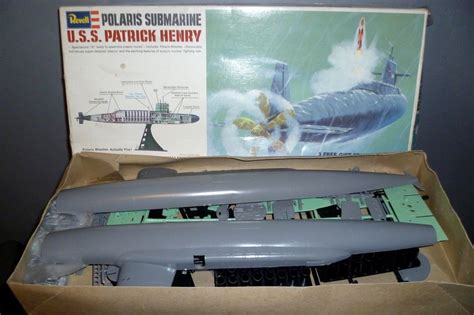 Revell 1967 Uss Patrick Henry Polaris Submarine Plastic Model Kits