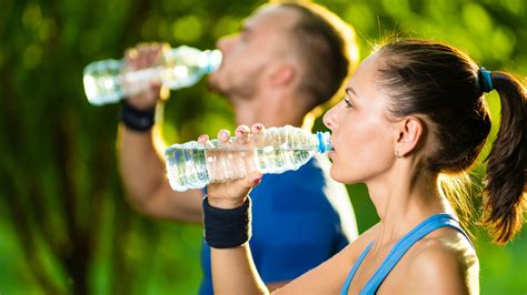 Expert Opinion On How Much Water To Drink During A Workout