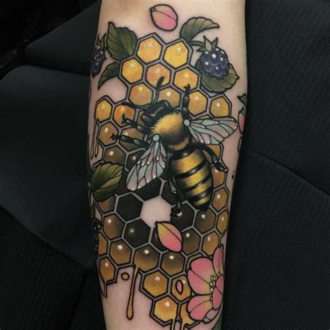 11 Bee And Honeycomb Tattoo Ideas That Will Blow Your Mind Alexie