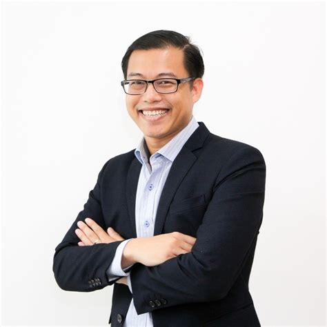 Thang Dinh Hoang Regional Sales Director Trainer Real Estate