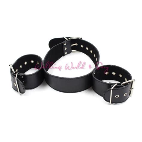 adult game sex slave collar with handcuffs restraints bondage leather collar wrist fixation
