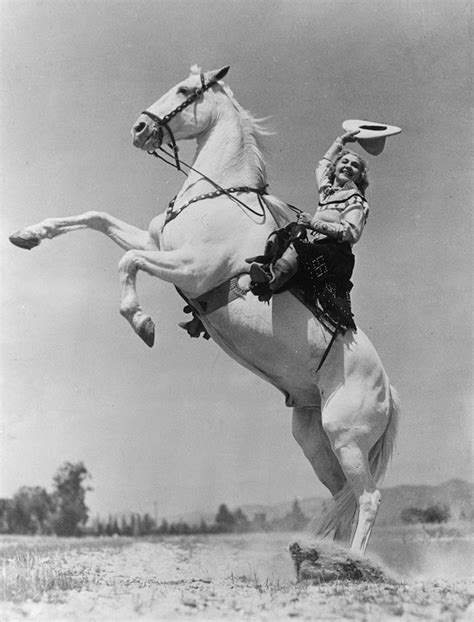 15 Amazing Vintage Photos Of Truly Cowgirls Artofit