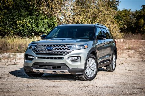 2020 Ford Explorer Hybrid Review A Midsize Suv With Big Range Cnet