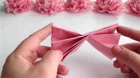 Tissue paper flowers peonies /diy paper peony(rose) flower decorations tutorial easy for kids making rosas de papel crepe. DIY Tissue Paper Flower Tutorial | Doovi